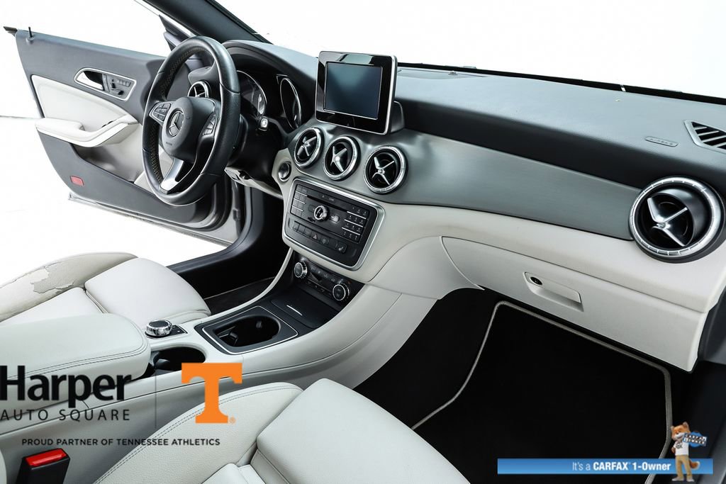 Used 2016 Mercedes-Benz CLA 250 image 32