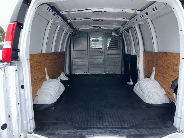 Used 2020 Chevrolet Express 2500 w/ Driver Convenience Package RWD image 22