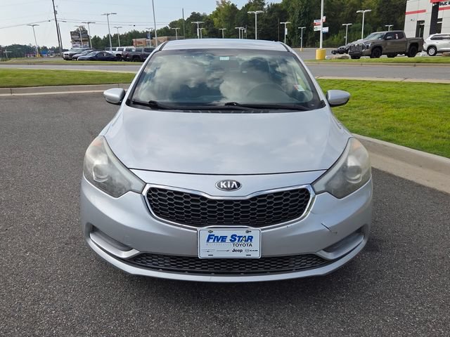 Used 2015 Kia Forte LX FWD image 2