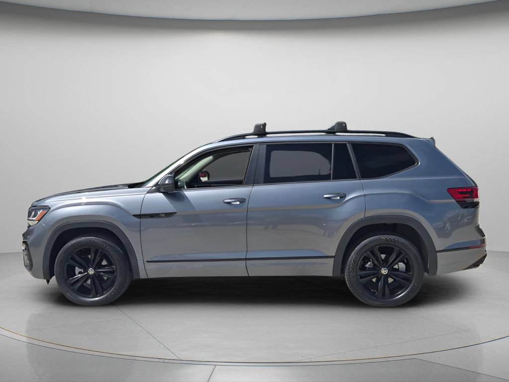 Certified 2023 Volkswagen Atlas SEL R-Line AWD/4WD image 3