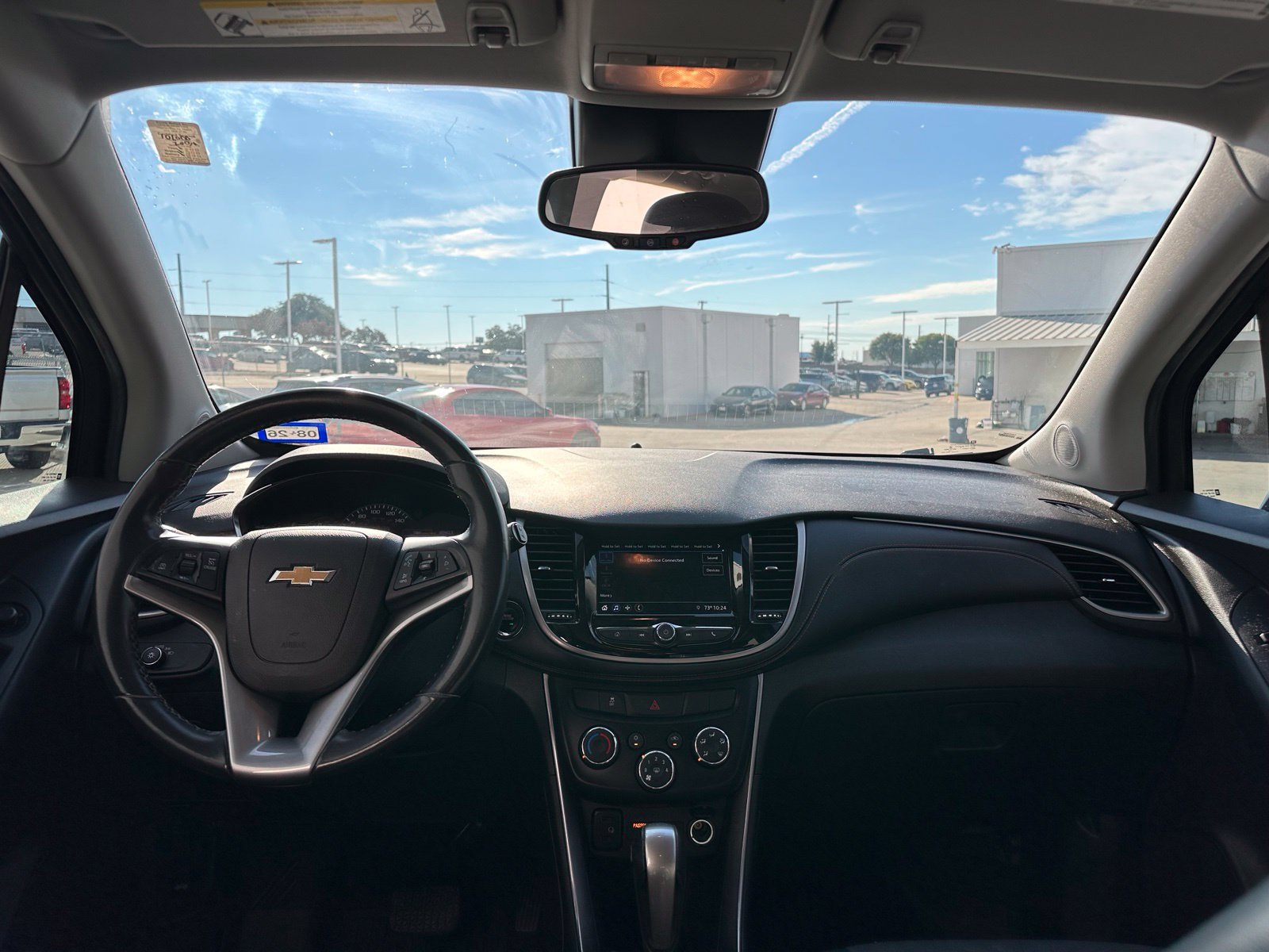 Used 2019 Chevrolet Trax LT w/ LT Convenience Package FWD image 16