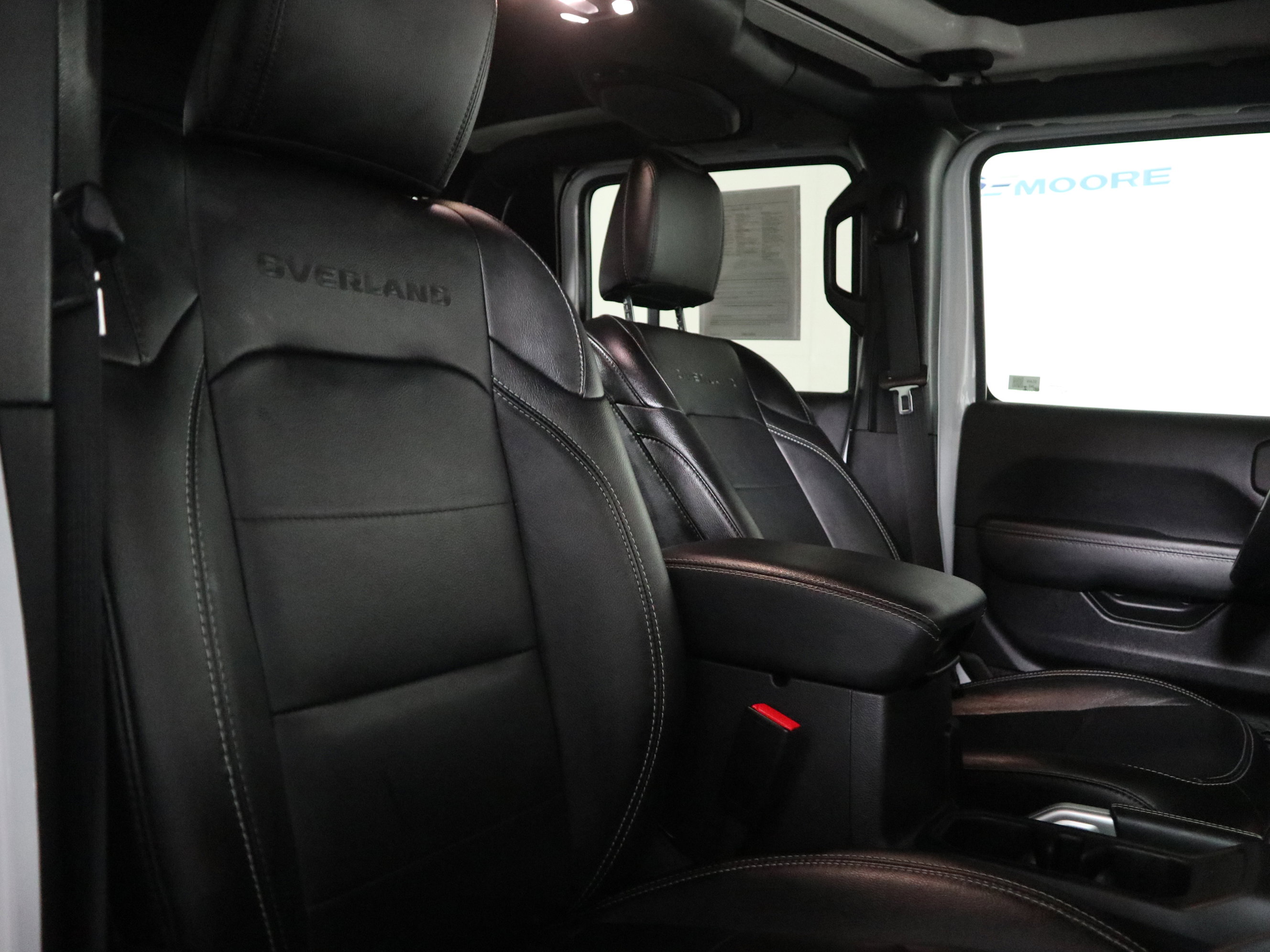 Used 2022 Jeep Gladiator Overland w/ Popular Equipment Package image 17