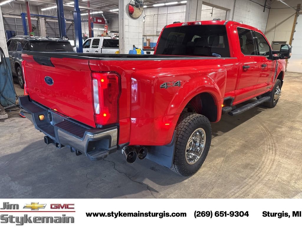 Used 2023 Ford F350 XLT AWD/4WD image 9