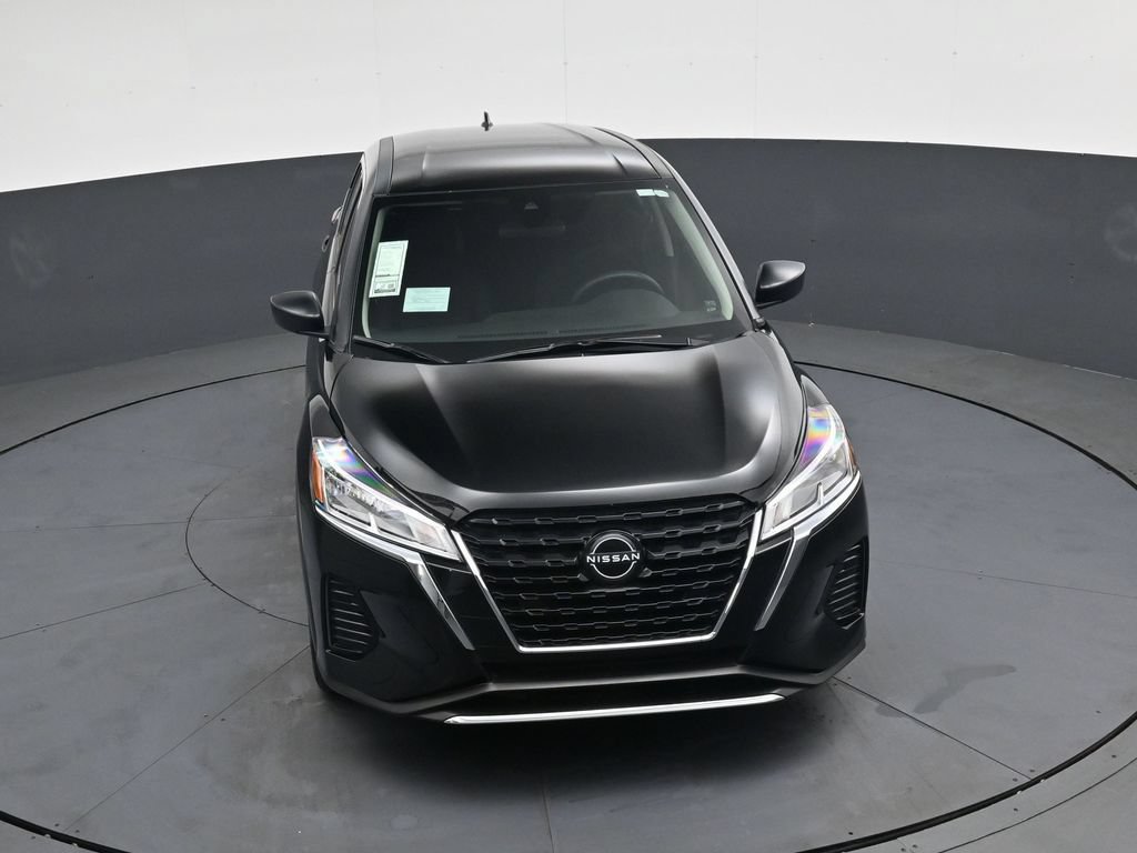 Certified 2025 Nissan Kicks Play S FWD image 33