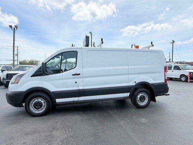 Used 2015 Ford Transit 250 130 Low Roof RWD image 10