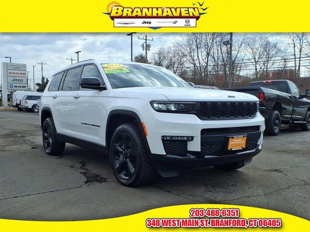 Certified 2023 Jeep Grand Cherokee L Limited w/ Black Appearance Package AWD/4WD image 1