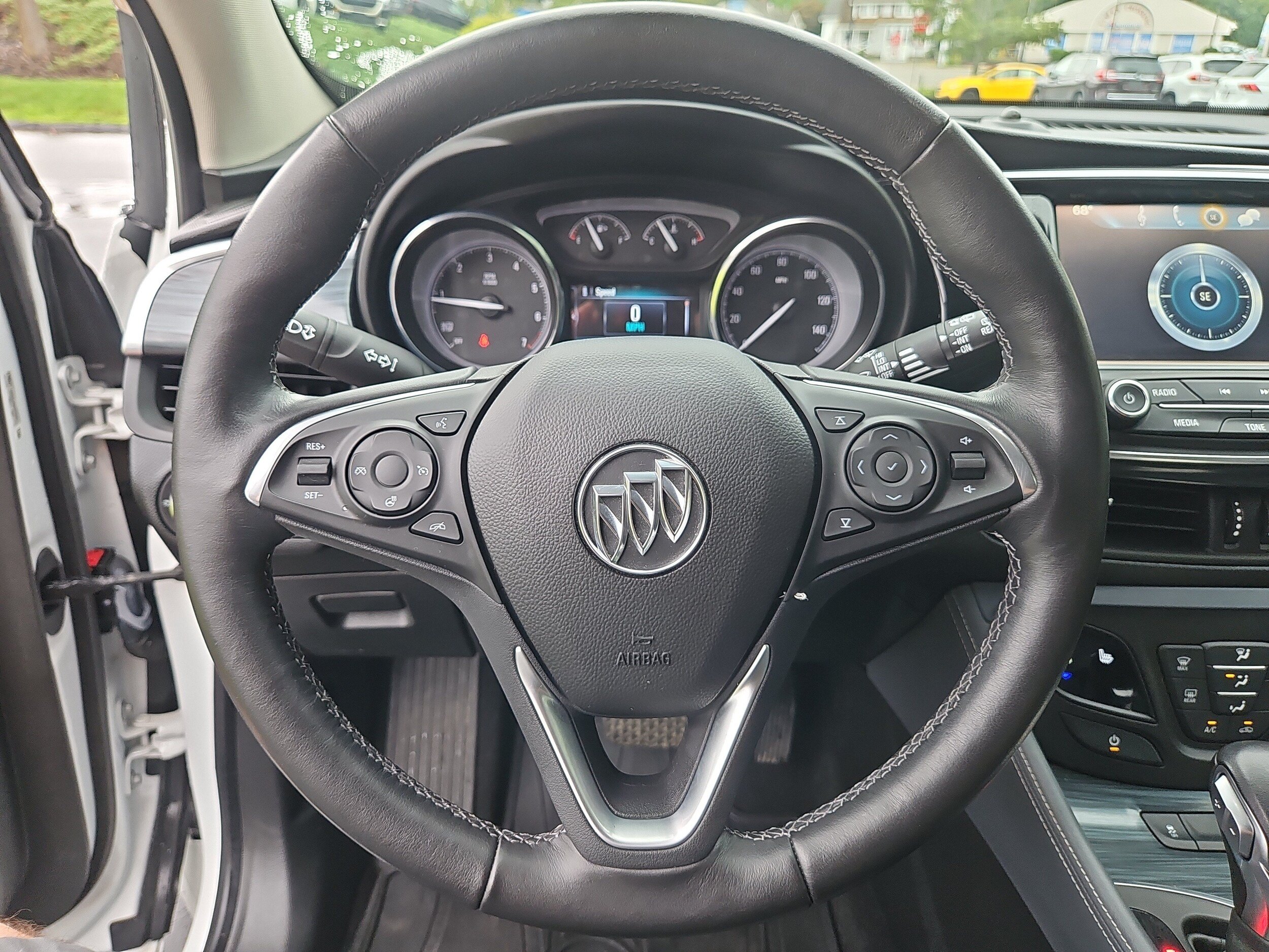 Used 2020 Buick Envision Essence FWD image 23