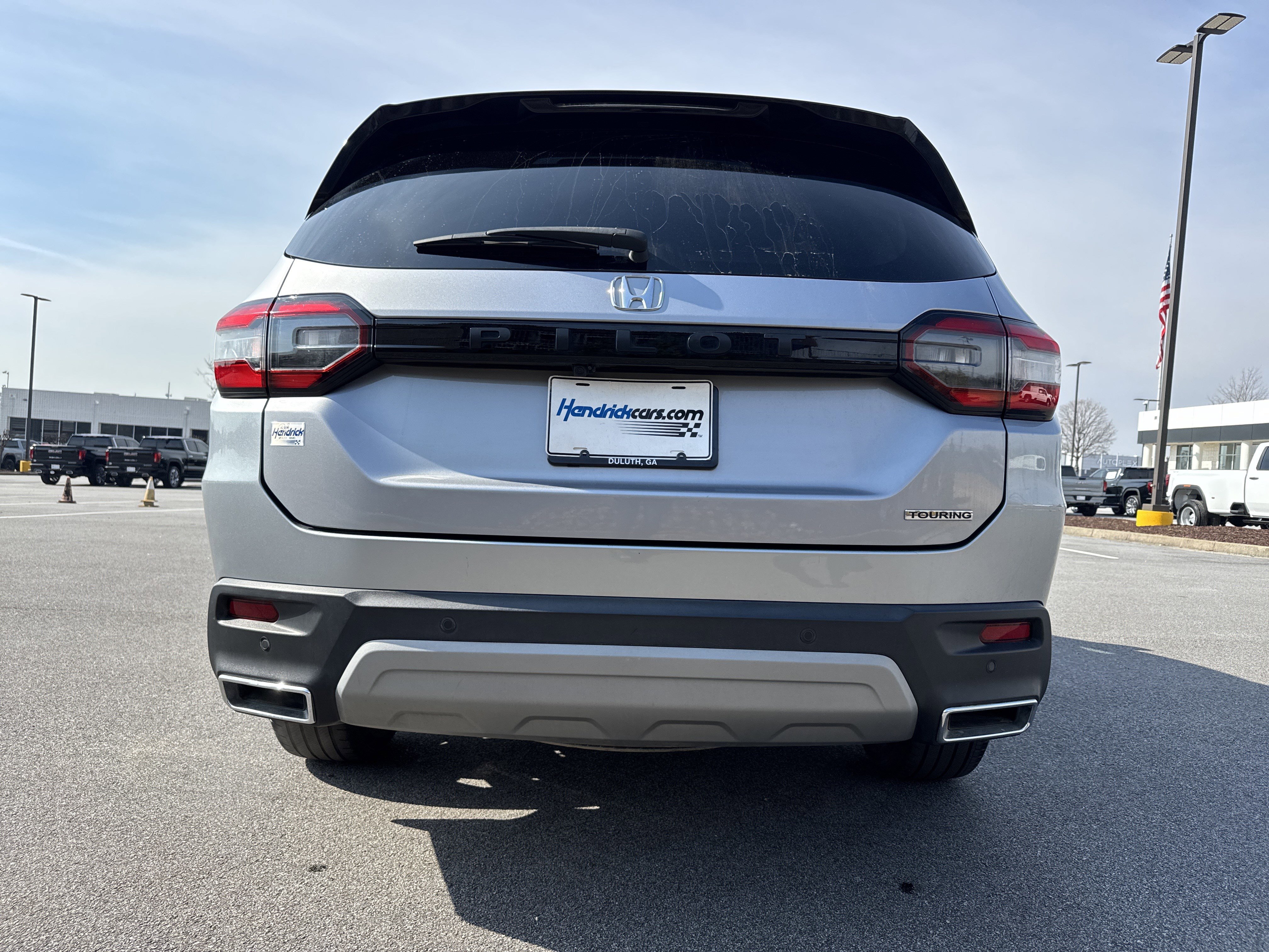 Used 2024 Honda Pilot Touring image 9