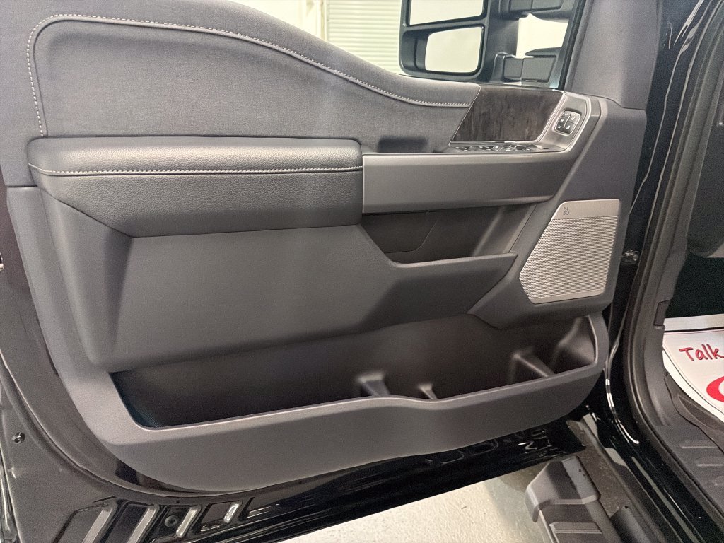 New 2027 Ford F250 Lariat AWD/4WD image 12