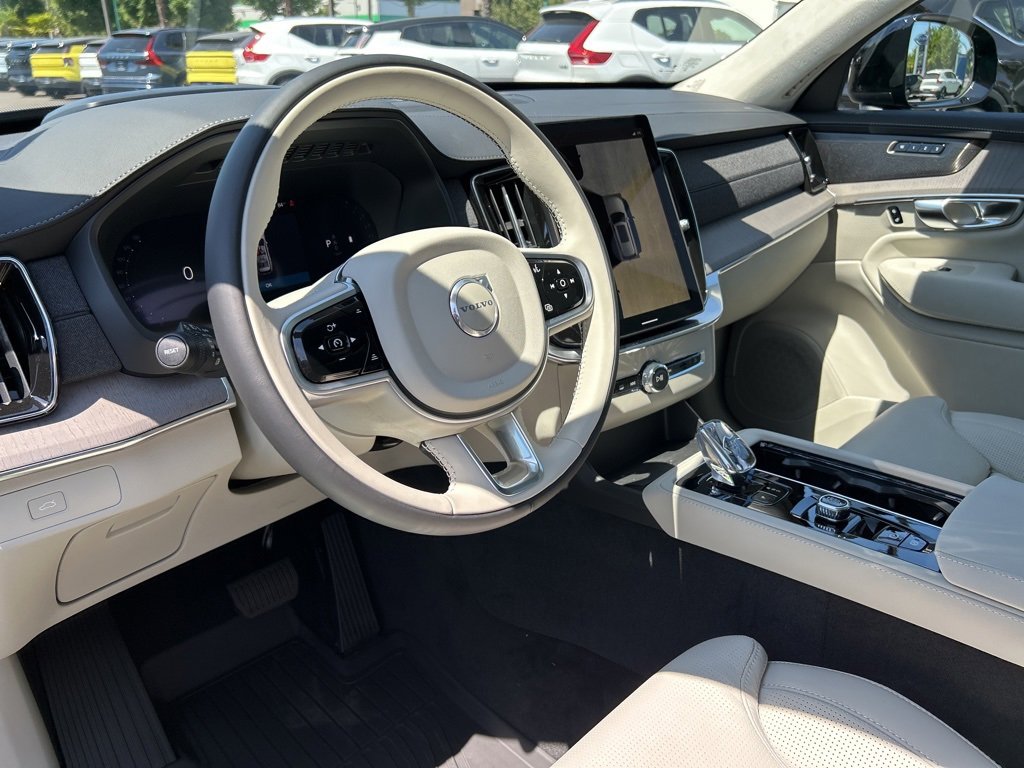 New 2026 Volvo XC90 B6 Ultra w/ Lounge Package image 7