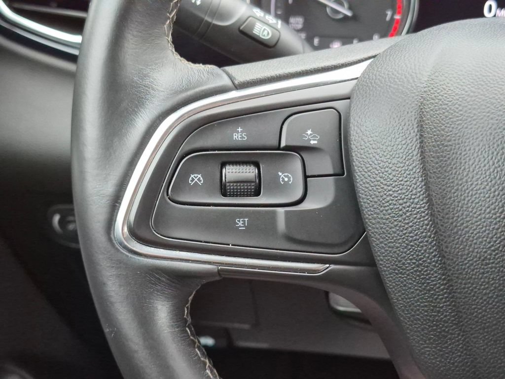 Used 2020 Buick Encore GX Select FWD image 13