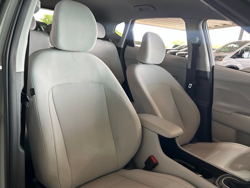 Used 2024 Hyundai Kona SEL FWD image 41