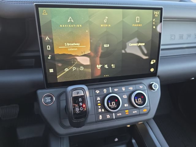 New 2026 Land Rover Defender 110 X-Dynamic SE AWD/4WD image 15