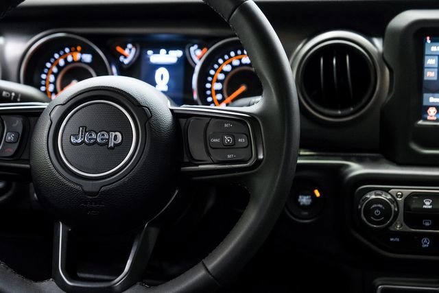 Used 2023 Jeep Gladiator Sport AWD/4WD image 42