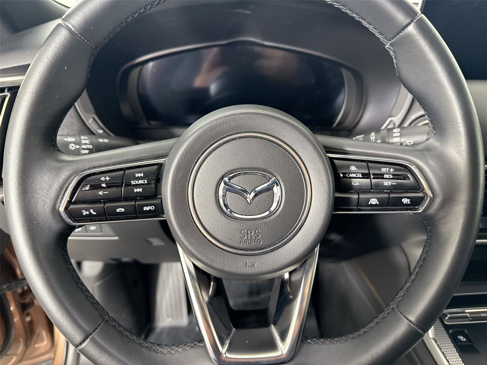 Certified 2025 MAZDA CX-70 Plug-In Hybrid w/ Premium Plus image 17