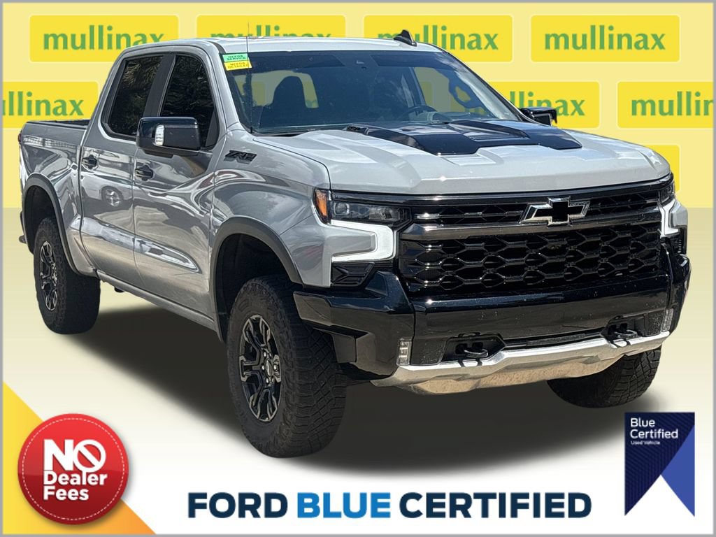 Used 2024 Chevrolet Silverado 1500 ZR2 w/ Technology Package AWD/4WD image 1