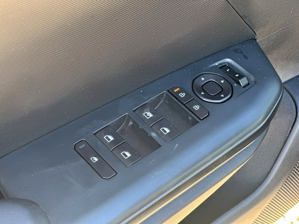 Used 2026 Kia K4 FWD image 13