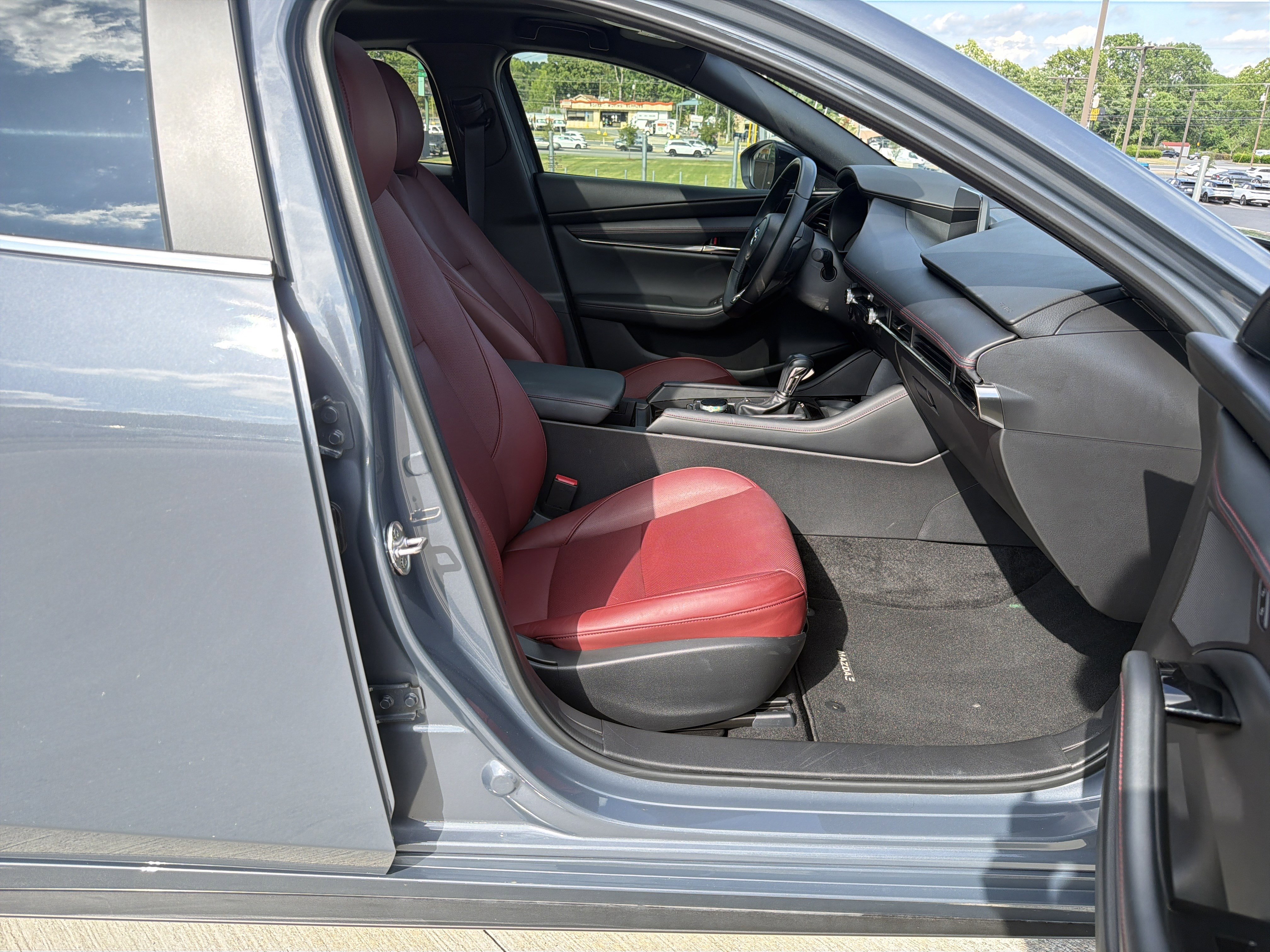 Used 2025 MAZDA MAZDA3 Carbon AWD/4WD image 35