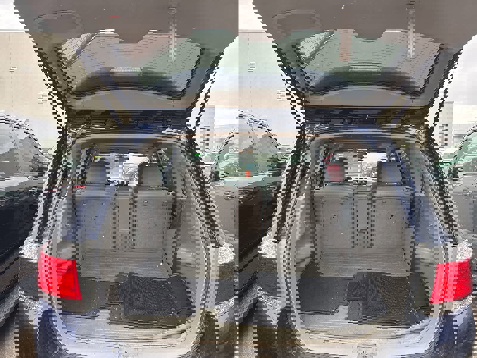 Used 2013 Toyota Highlander Limited image 18