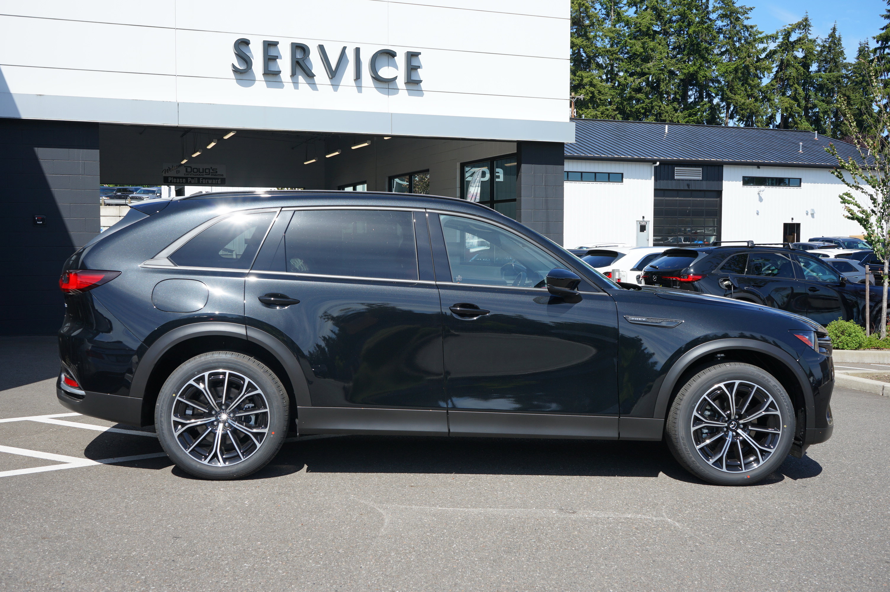 New 2025 MAZDA CX-70 Plug-In Hybrid w/ Premium Plus image 3
