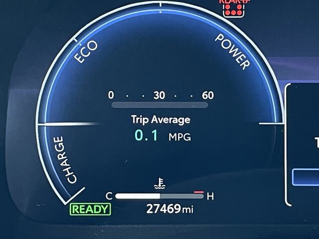 Used 2025 Toyota Sienna XSE AWD/4WD image 16