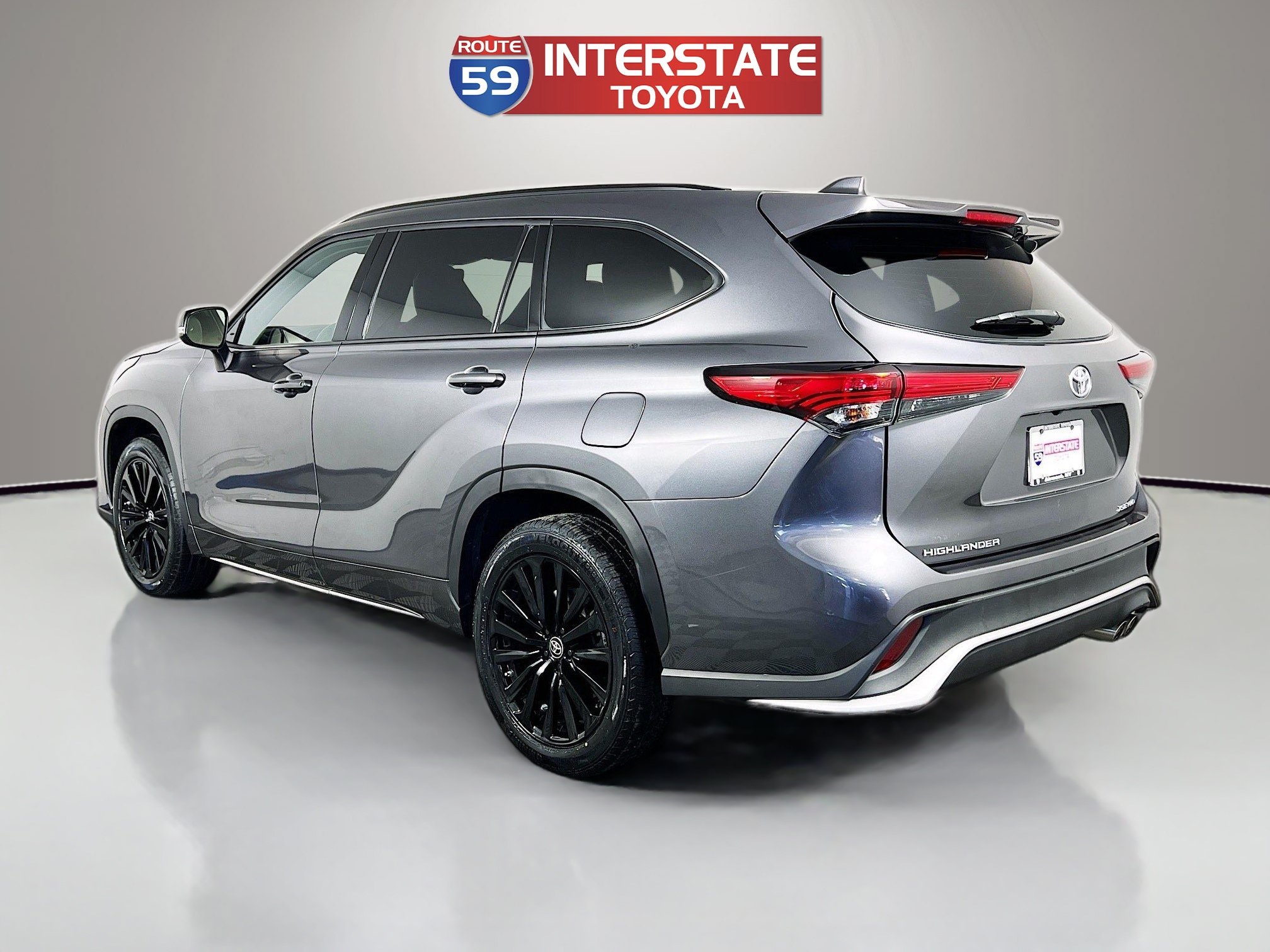 Used 2023 Toyota Highlander XSE AWD/4WD image 5
