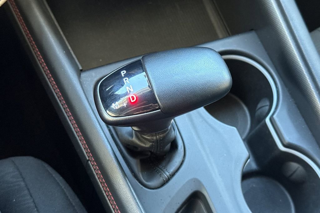 Used 2025 Dodge Durango GT image 33