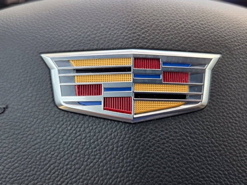 Used 2024 Cadillac XT4 Luxury FWD image 23