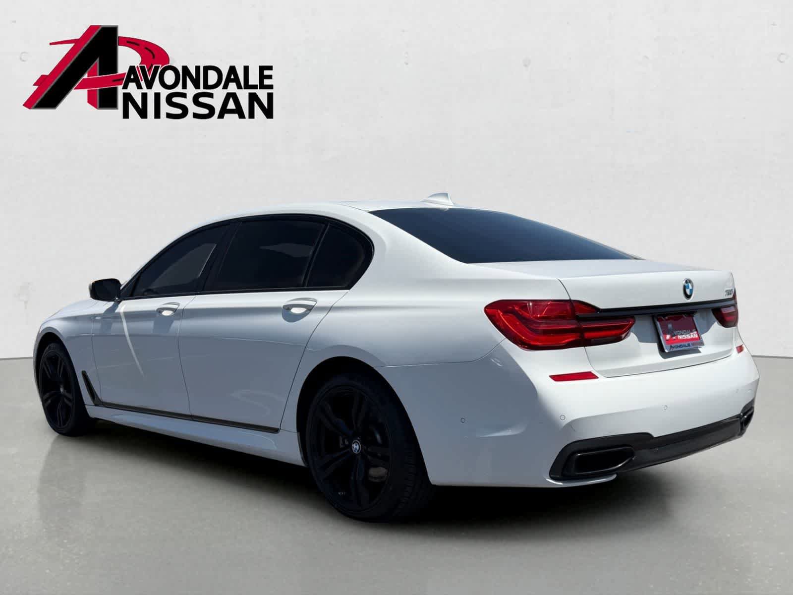 Used 2019 BMW 750i w/ Executive Package RWD image 4