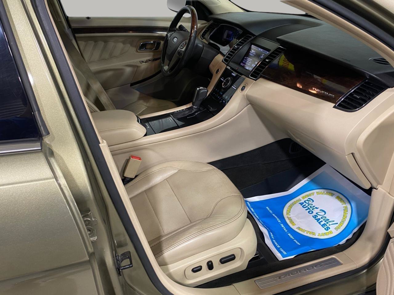 Used 2013 Ford Taurus Limited FWD image 30