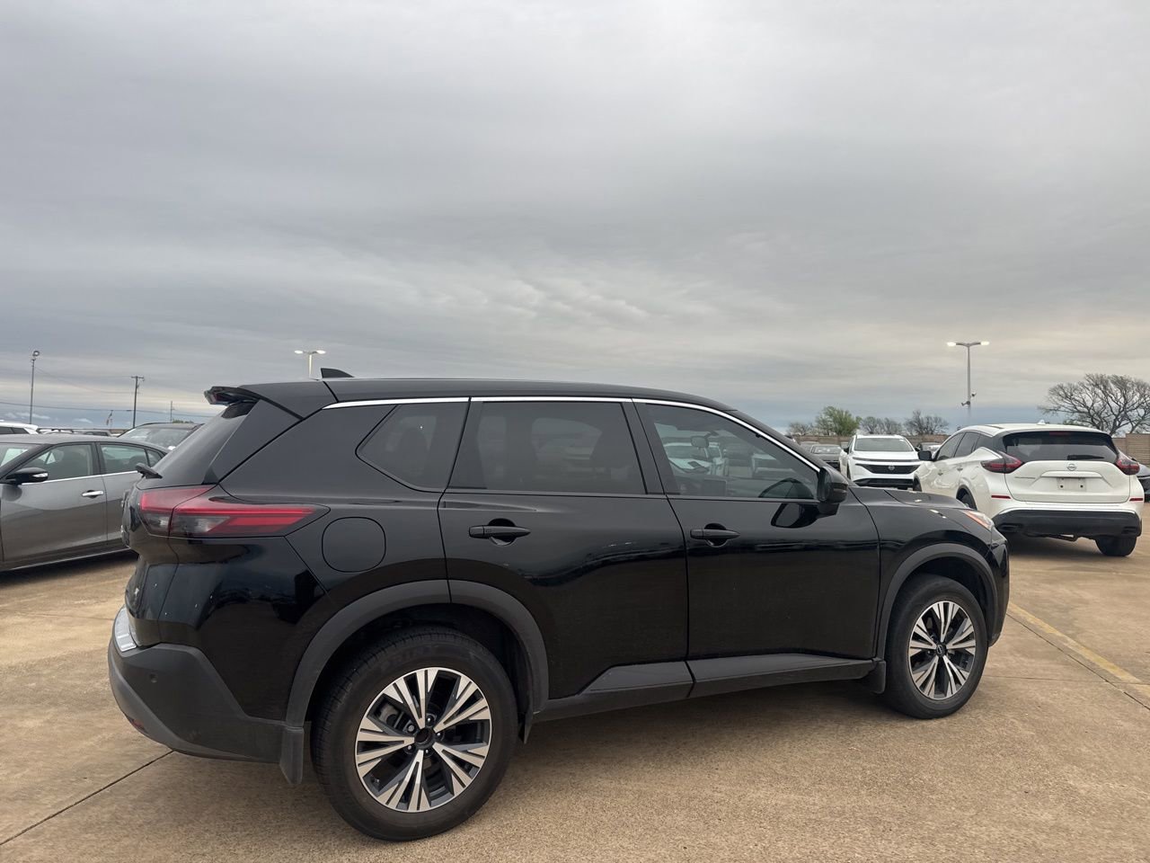 Certified 2022 Nissan Rogue SV image 21