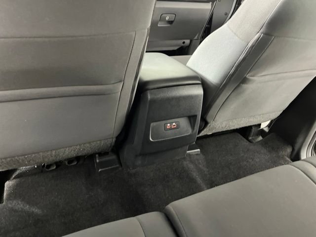 Used 2022 Nissan Frontier SV RWD image 42