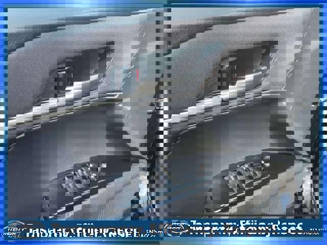 Used 2025 Toyota Camry LE w/ Convenience Package image 16