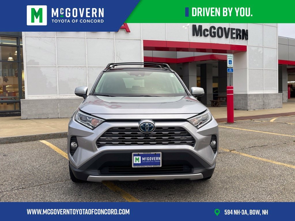 Used 2020 Toyota RAV4 Limited AWD/4WD image 8