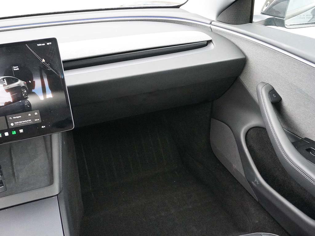 Used 2025 Tesla Model 3 RWD image 19