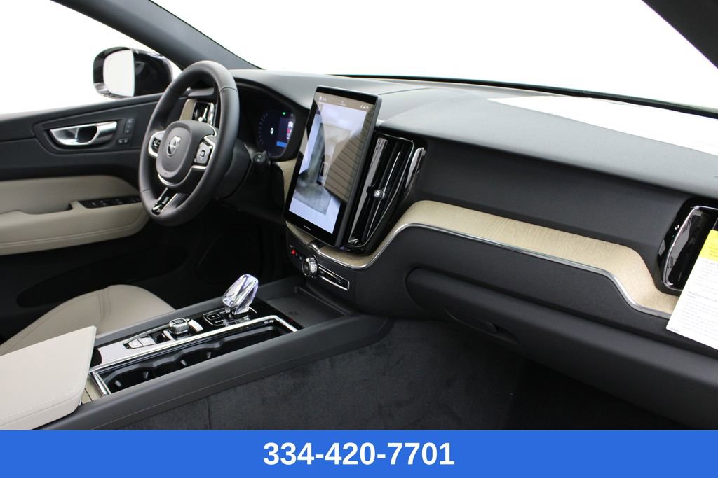 New 2026 Volvo XC60 B5 Plus w/ Protection Package Premier image 25