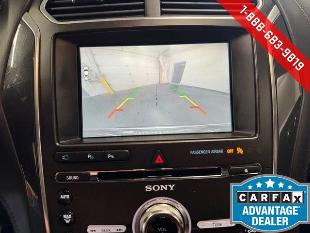 Used 2018 Ford Explorer Platinum image 16