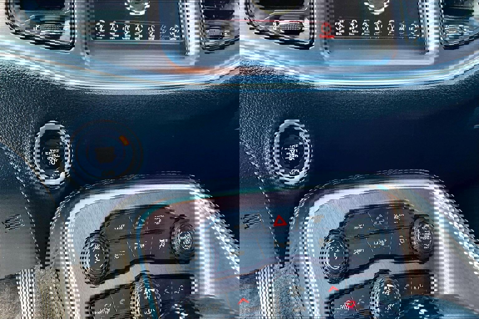 Used 2018 Dodge Challenger SXT w/ Blacktop Package image 22