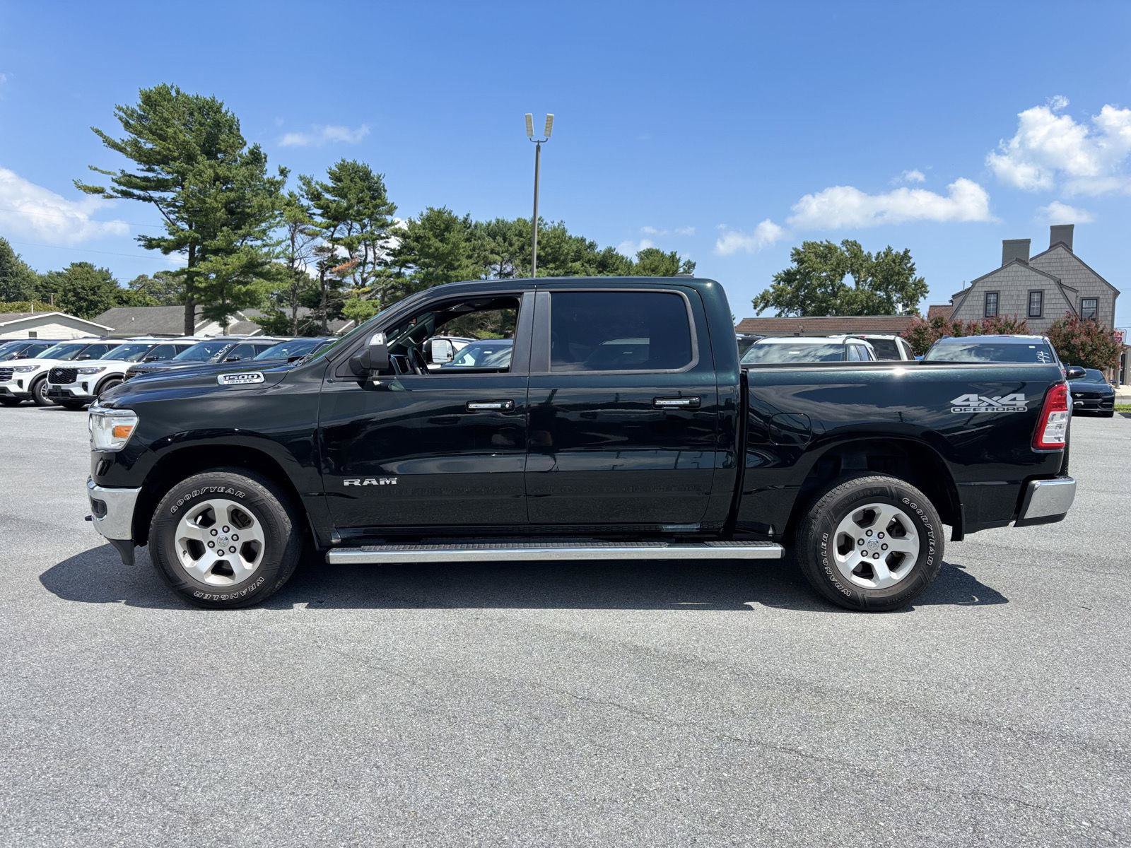 Used 2019 RAM 1500 Big Horn AWD/4WD image 6