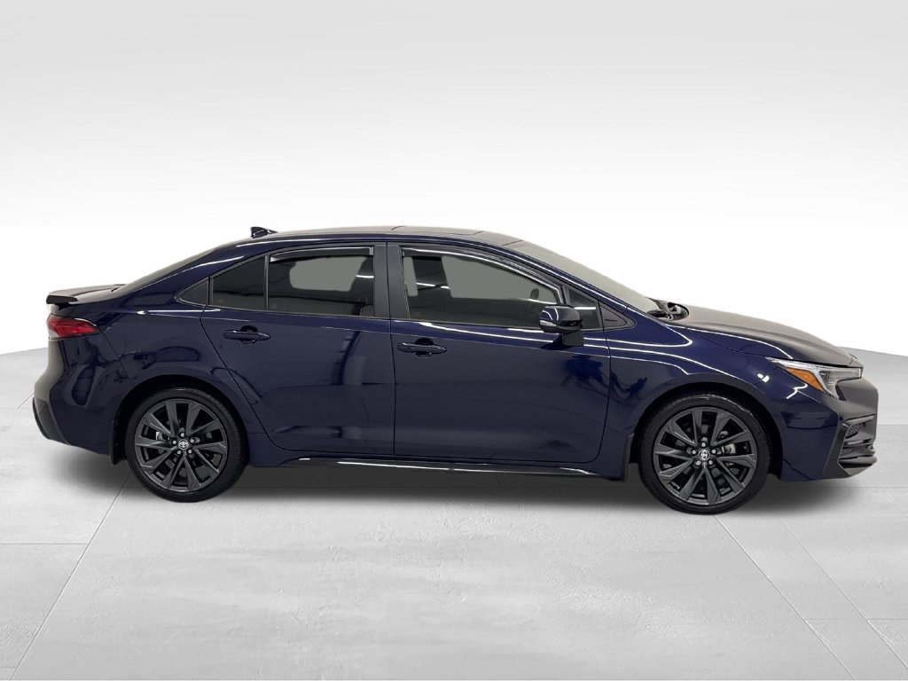 Used 2025 Toyota Corolla XSE FWD image 8