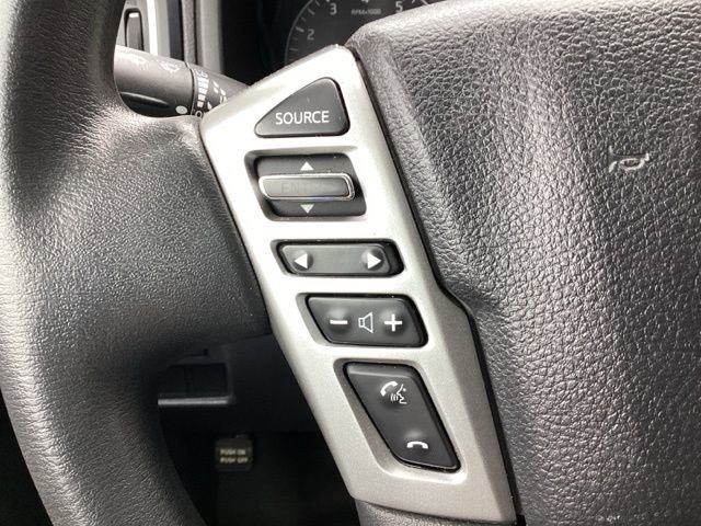 Used 2017 Nissan Titan S image 12