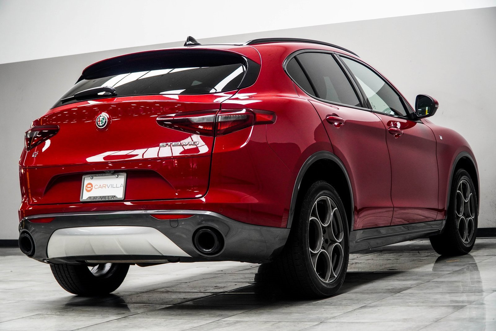 Used 2022 Alfa Romeo Stelvio Ti image 12