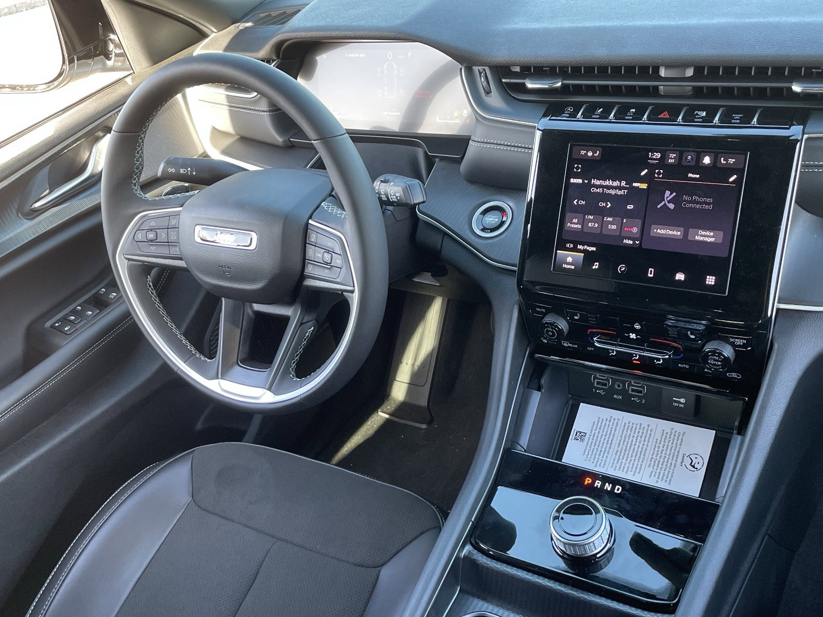 New 2025 Jeep Grand Cherokee L Altitude AWD/4WD image 11