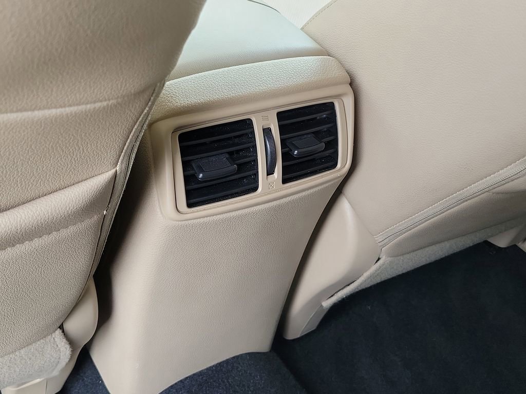 Used 2019 Nissan Rogue SL w/ Premium Package FWD image 19