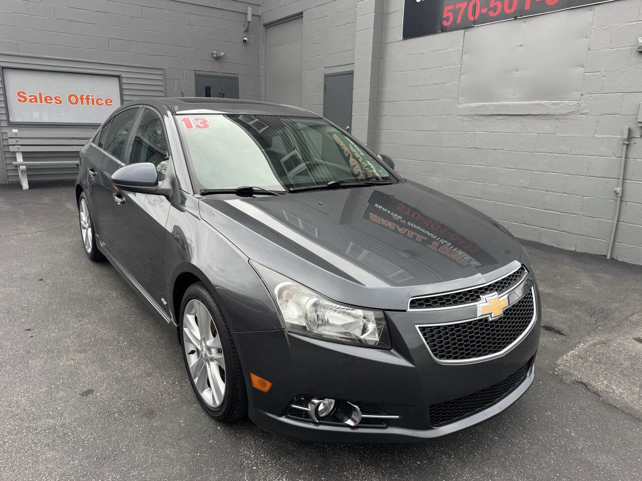 Used 2013 Chevrolet Cruze LTZ w/ Enhanced Safety Package FWD image 1