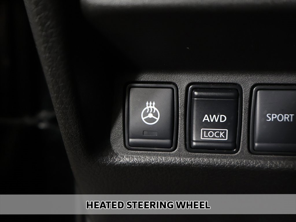 Used 2022 Nissan Rogue Sport SV w/ Technology Package image 6