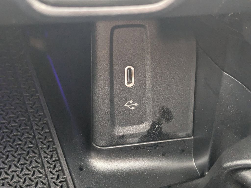 Certified 2024 Mercedes-Benz GLC 300 4MATIC image 9