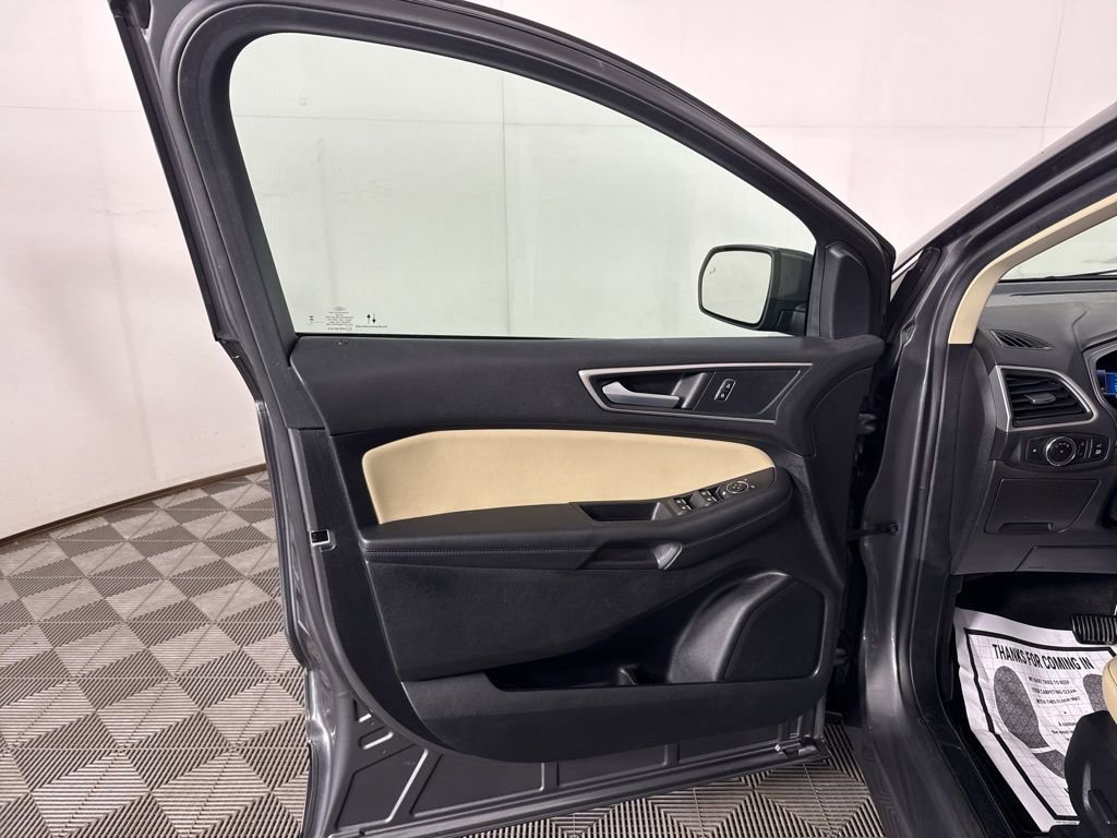 Used 2024 Ford Edge SEL w/ Convenience Package image 14