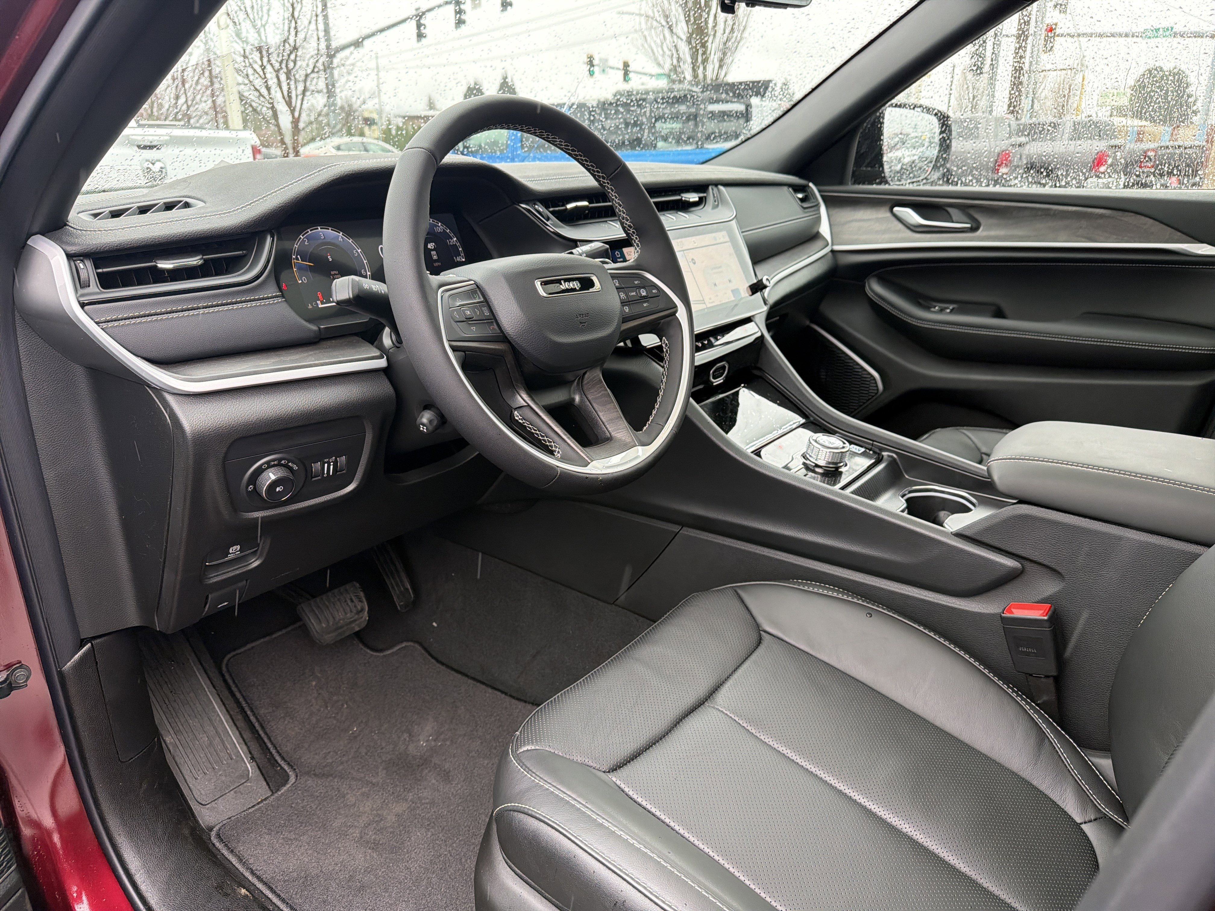 New 2026 Jeep Grand Cherokee Limited Reserve image 9