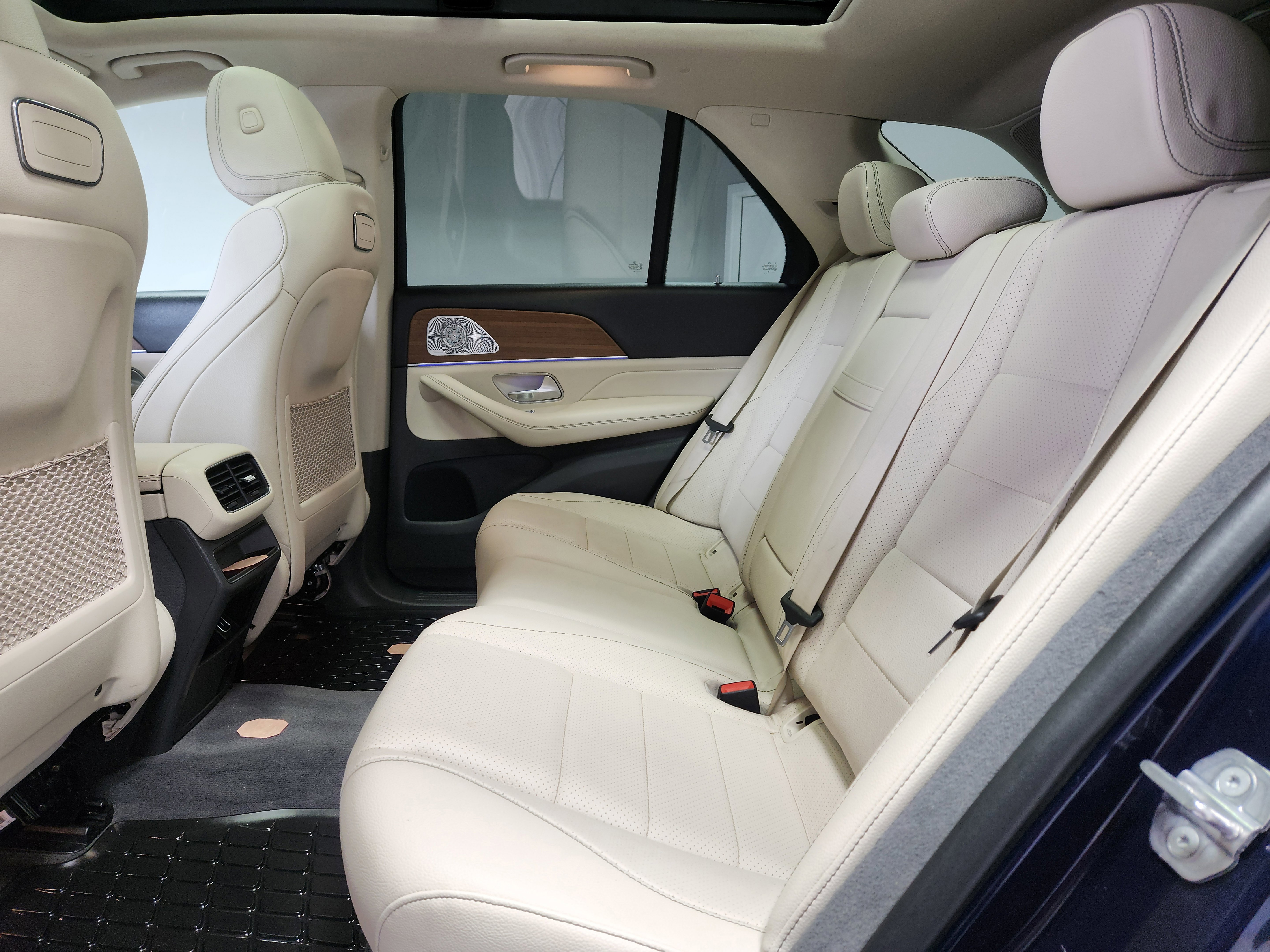 Used 2020 Mercedes-Benz GLE 350 4MATIC image 13
